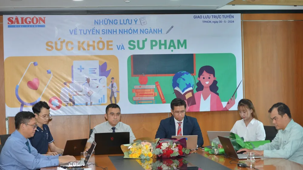 Quang cảnh buổi giao lưu. Ảnh: CAO THĂNG