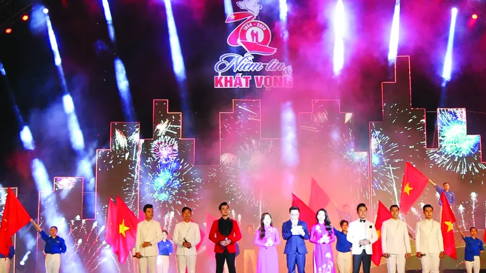 Một tiết mục tại chương trình. Ảnh: DŨNG PHƯƠNG