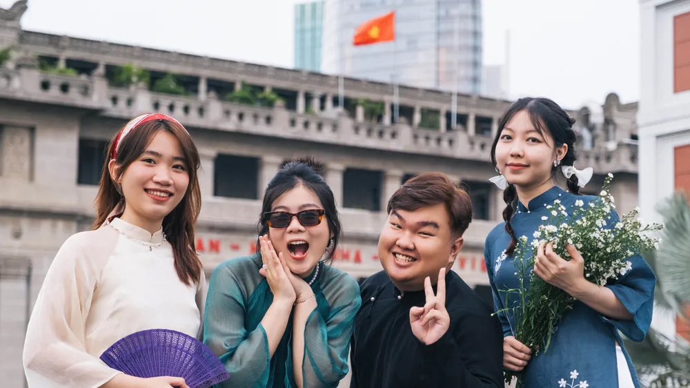 Các bạn trẻ thành viên thực hiện dự án “Dòng Dòng Mạch Mạch”