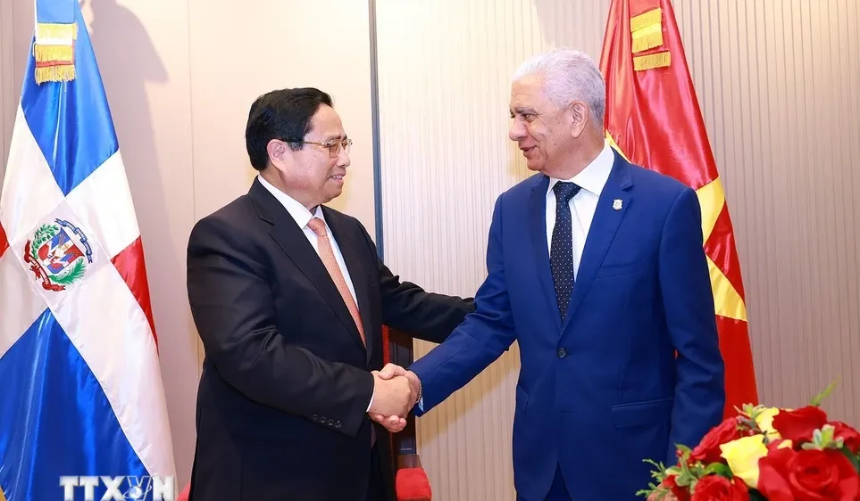 Thủ tướng Phạm Minh Chính hội kiến Chủ tịch Thượng viện và Chủ tịch Hạ viện Dominicana