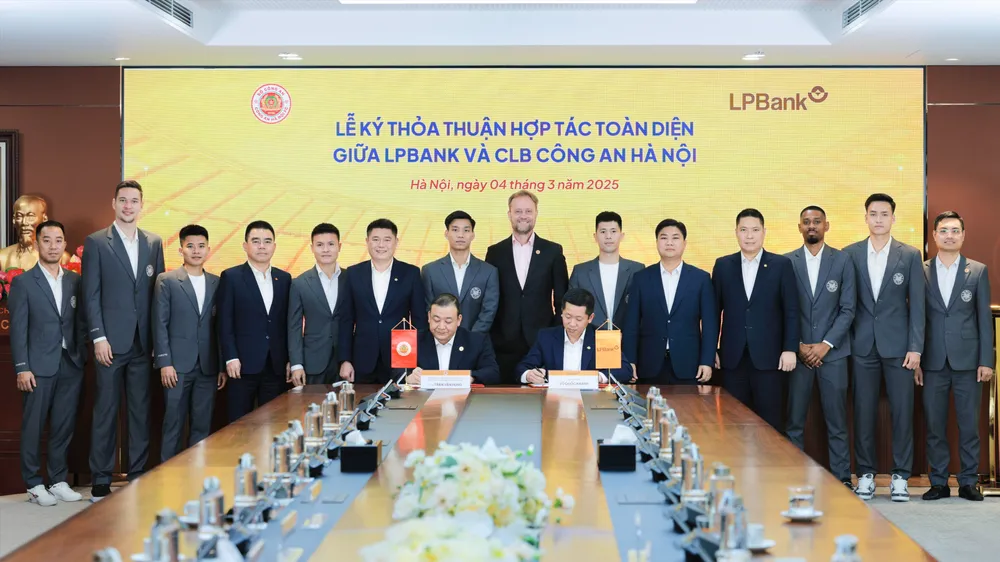 Ngân hàng Lộc Phát (LPBank) và CLB CAHN ký kết hợp tác toàn diện