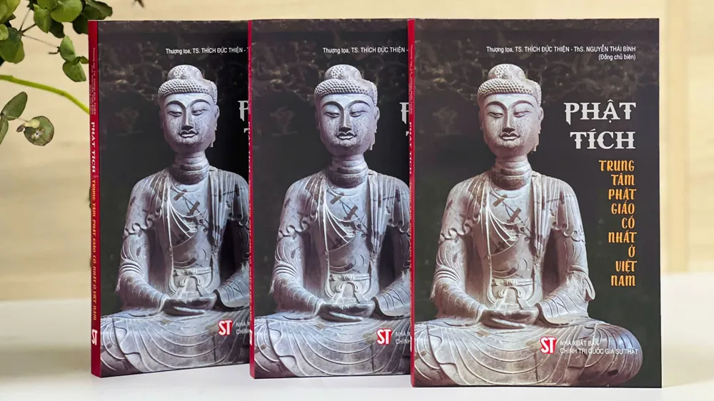 Xuất bản sách “Phật Tích - Trung tâm Phật giáo cổ nhất ở Việt Nam”
