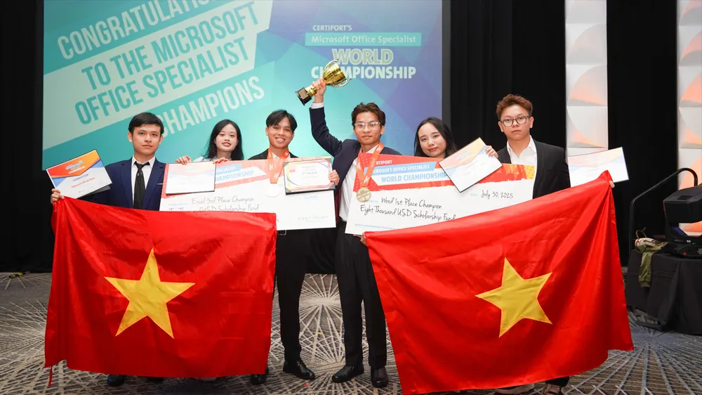 Việt Nam giành 1 Huy chương Vàng và 1 Huy chương Đồng tại Chung kết Tin học văn phòng thế giới 2025