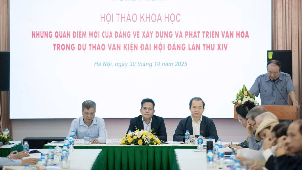  Xây dựng và phát huy sức mạnh mềm văn hóa Việt Nam
