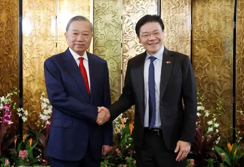 Tổng Bí thư, Chủ tịch nước Tô Lâm và Thủ tướng Singapore Lawrence Wong. Ảnh: TTXVN 