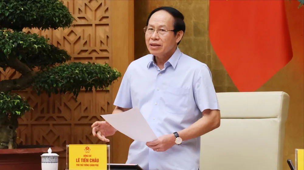 Phó Thủ tướng Lê Tiến Châu, Trưởng Ban Chỉ đạo xây dựng trường học cho các xã biên giới chủ trì cuộc họp của Ban Chỉ đạo trực tuyến với 22 địa phương. Ảnh: VGP