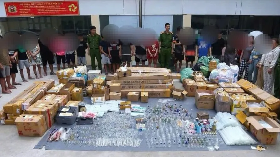 Triệt phá đường dây ma túy, bắt 30 đối tượng