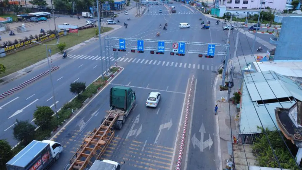 Quốc lộ 51 đoạn qua TP Đồng Nai. Ảnh: QUỐC HÙNG