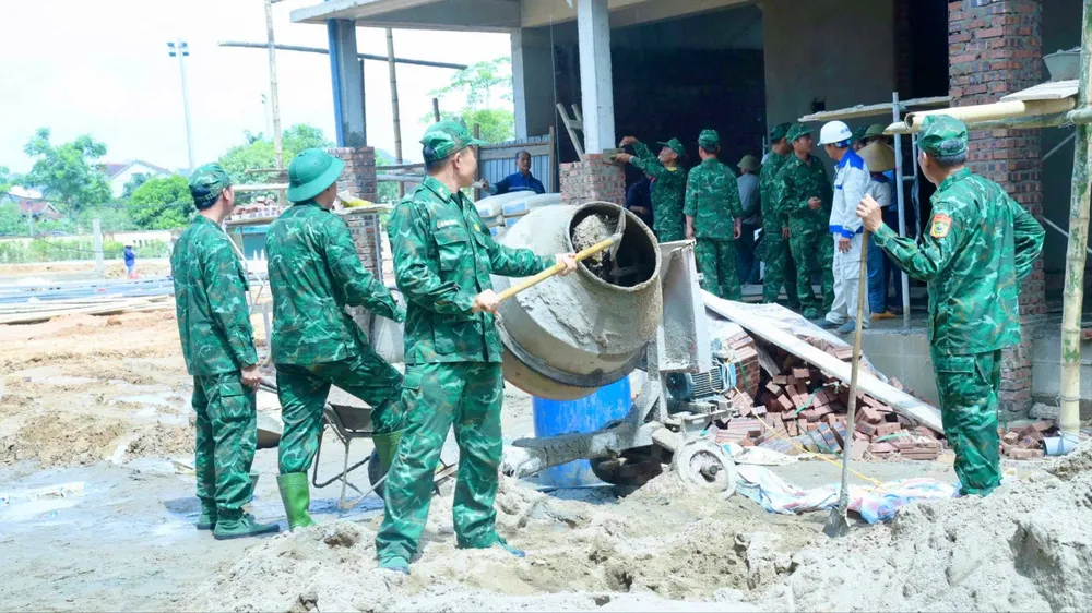 Nghệ An: Bộ đội hỗ trợ xây dựng trường nội trú liên cấp tại các xã biên giới