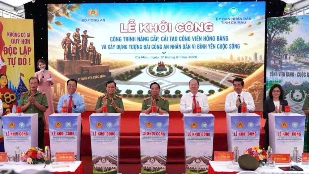 Xây dựng tượng đài Công an nhân dân vì bình yên cuộc sống tại Cà Mau