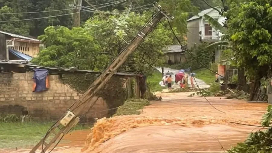 Thiệt hại do mưa lũ ở Đông Bắc bộ tiếp tục tăng