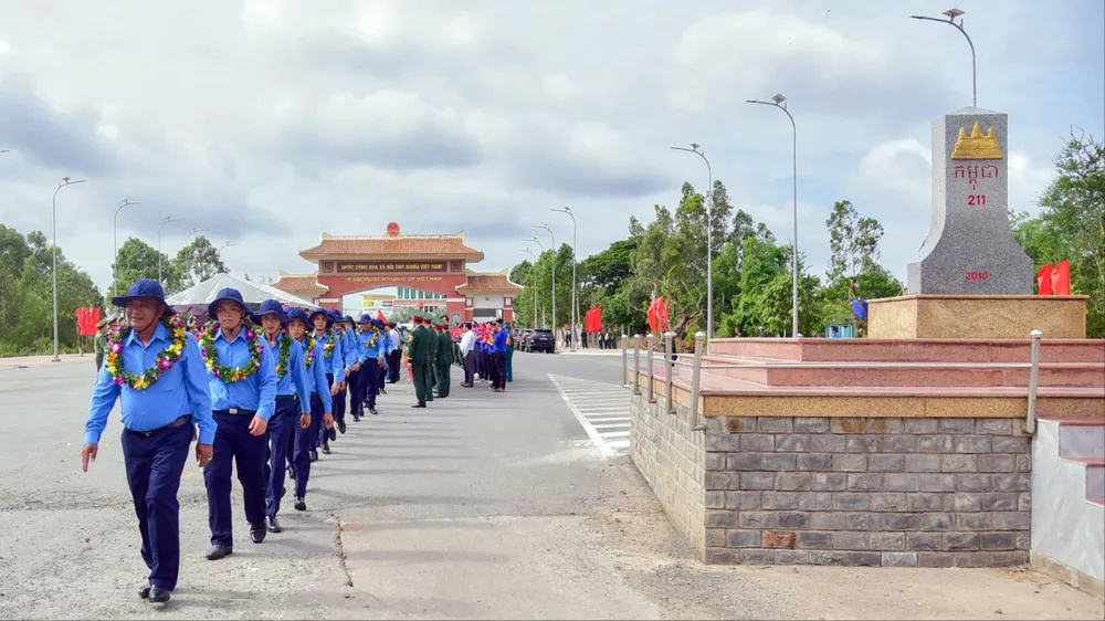 Các đội K lên đường sang Campuchia thực hiện nhiệm vụ tìm kiếm, quy tập hài cốt liệt sĩ