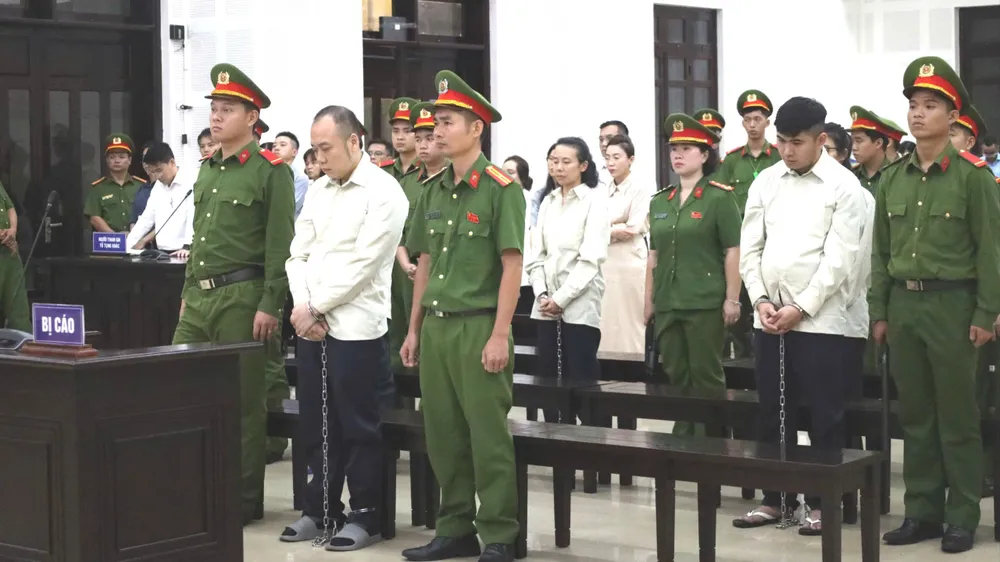 Hội đồng xét xử tuyên án đối với 5 bị cáo trong vụ án GFDI. Ảnh: NGUYÊN KHÔI