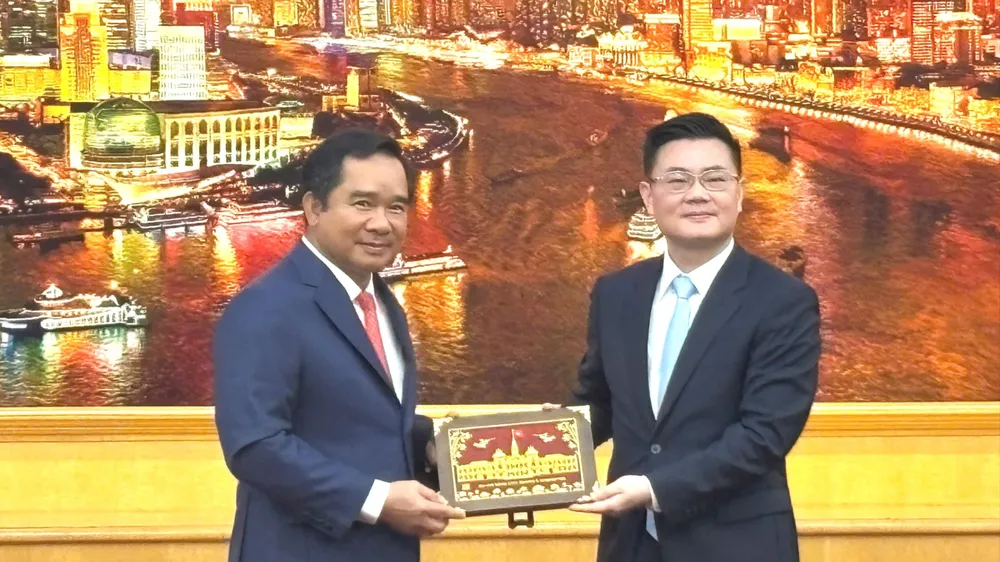 TPHCM học hỏi kinh nghiệm phát triển khu thương mại tự do tại Thượng Hải