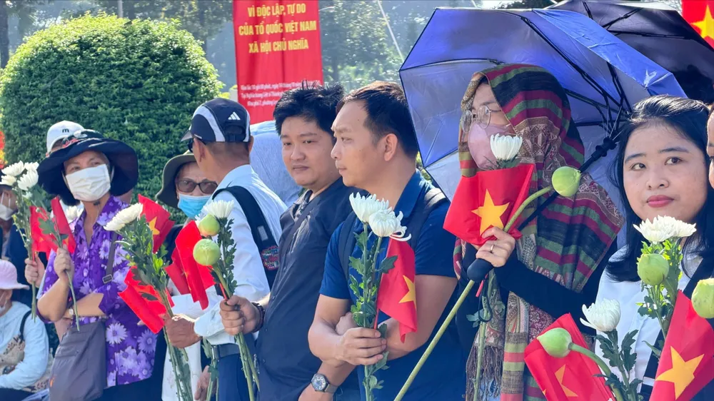 Thành kính tiễn đưa 731 liệt sĩ về nơi an nghỉ