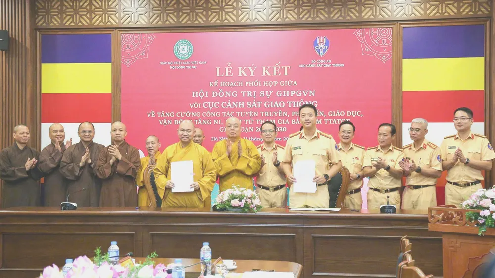 Đại diện lãnh đạo