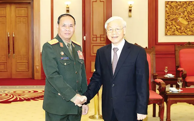 Tổng Bí thư Nguyễn Phú Trọng tiếp Đoàn đại biểu Quân đội Nhân dân Lào