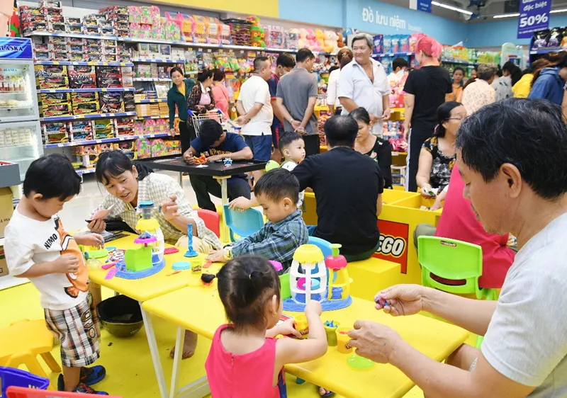 Khu vực vui chơi dành cho thiếu nhi tại Co.opmart Huỳnh Tấn Phát quận 7