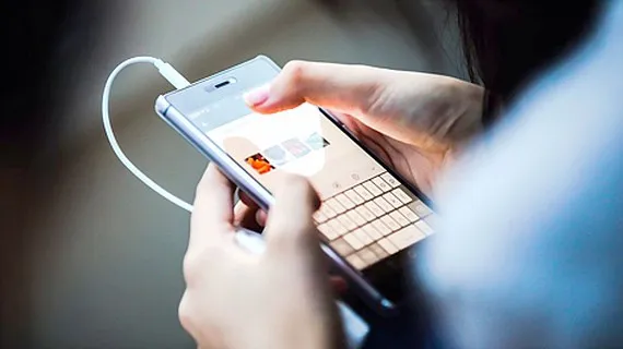 Thương mại điện tử chiếm 8,8%