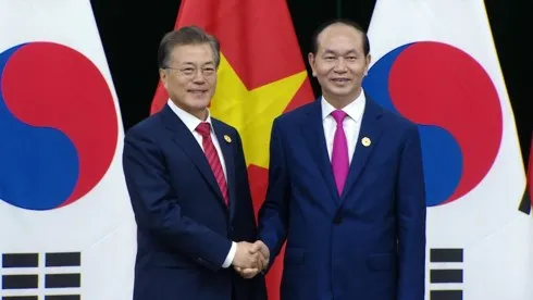 Chủ tịch nước Trần Đại Quang trao đổi điện mừng với Tổng thống Hàn Quốc Moon Jae-in