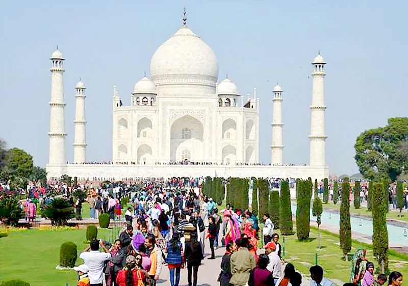 Ấn Độ hạn chế khách tham quan lăng Taj Mahal