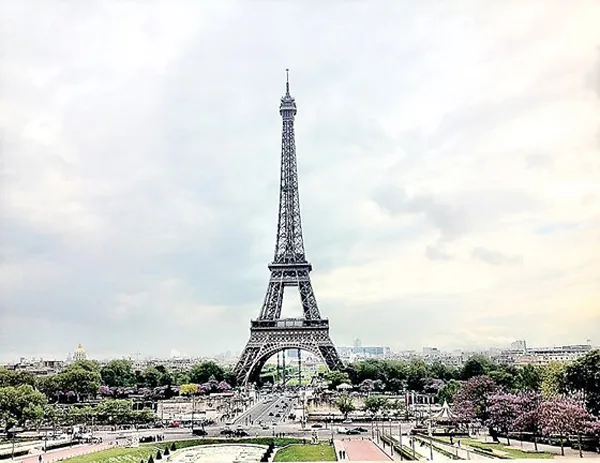 Lên kế hoạch du lịch hè châu Âu với TST Tourist