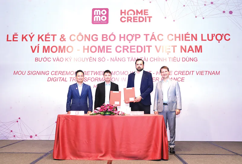Thanh toán khoản vay và nhận giải ngân ngay trên ứng dụng Home Credit Việt Nam với ví MoMo