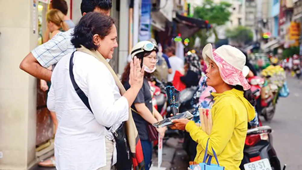 Xử lý, chấn chỉnh nạn chèo kéo du khách