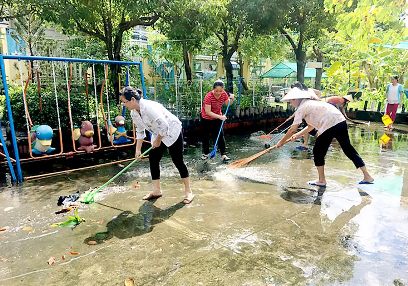 TPHCM: Các trường khắc phục hậu quả sau bão số 9