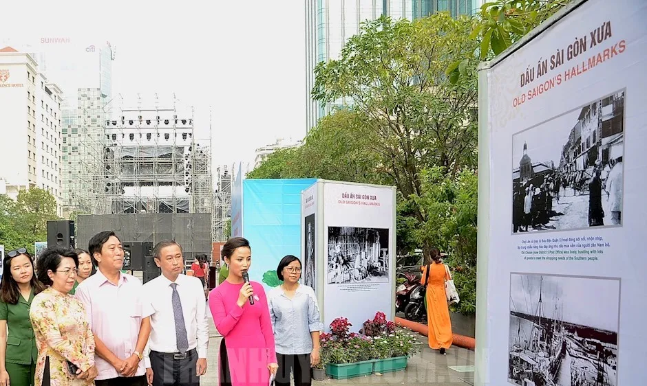 Các đại biểu tham quan triển lãm. Ảnh: THANHUYTPHCM. VN