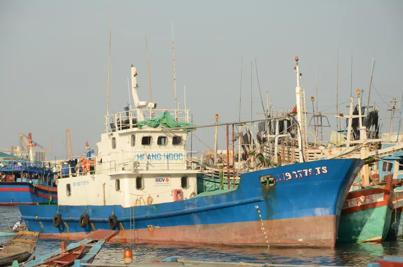 Ngư dân ôm nợ vì tàu nằm bờ