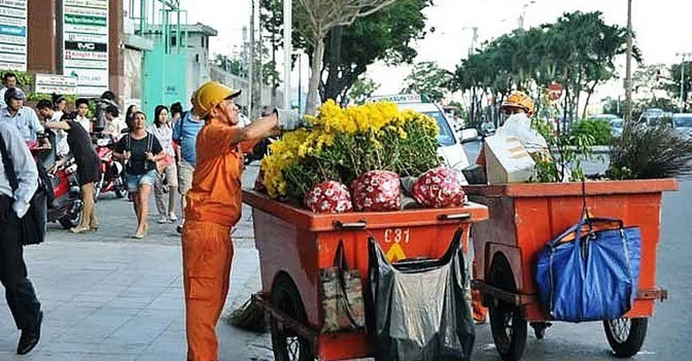 Hơn 1.900 công nhân đảm bảo vệ sinh dịp tết