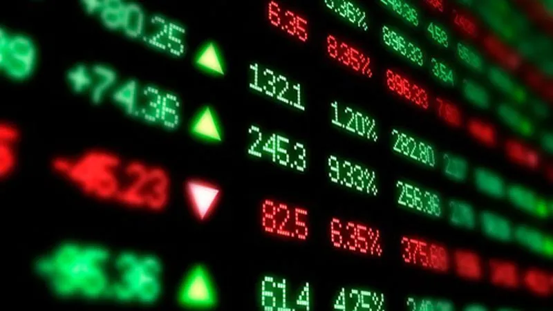 VN-Index tăng mạnh gần 8 điểm, vượt mốc 767 điểm