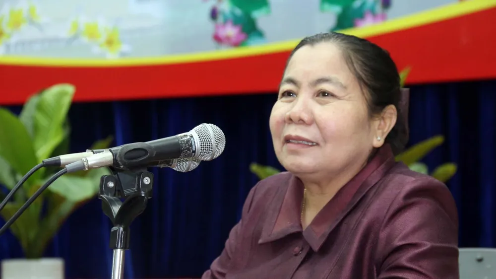 Phó Chủ tịch Quốc hội Lào Sysay Leudedmounsone phát biểu tại buổi làm việc. . Ảnh: Nguyễn Sơn - TTXVN