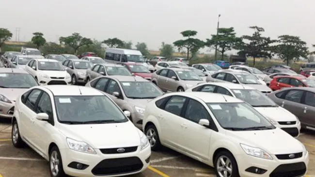 Đề nghị truy tố băng nhóm buôn lậu ô tô