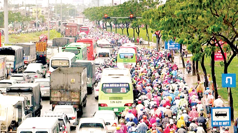 Ùn ứ ở đường Xô Viết Nghệ Tĩnh, quận Bình Thạnh, TPHCM