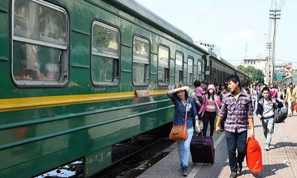 Giảm 3% - 7% giá vé tàu cho đoàn khách du lịch