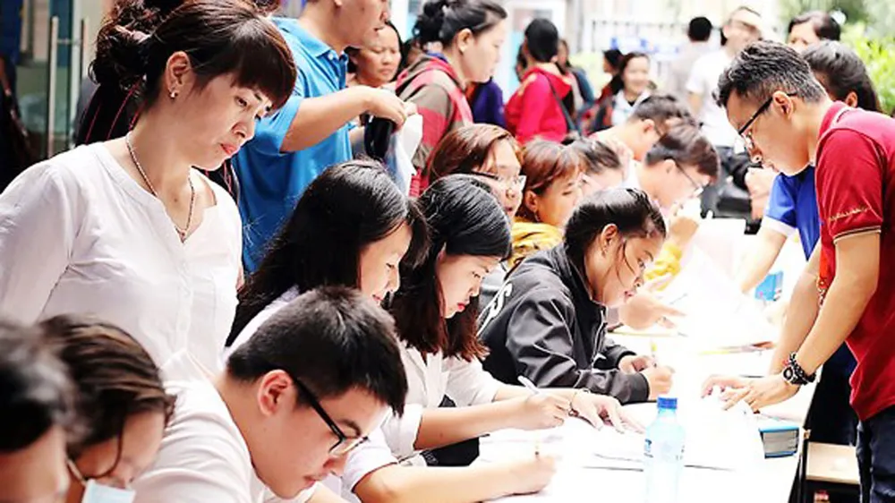 Nghiên cứu, đề xuất sửa đổi bổ sung chính sách học bổng đối với HSSV