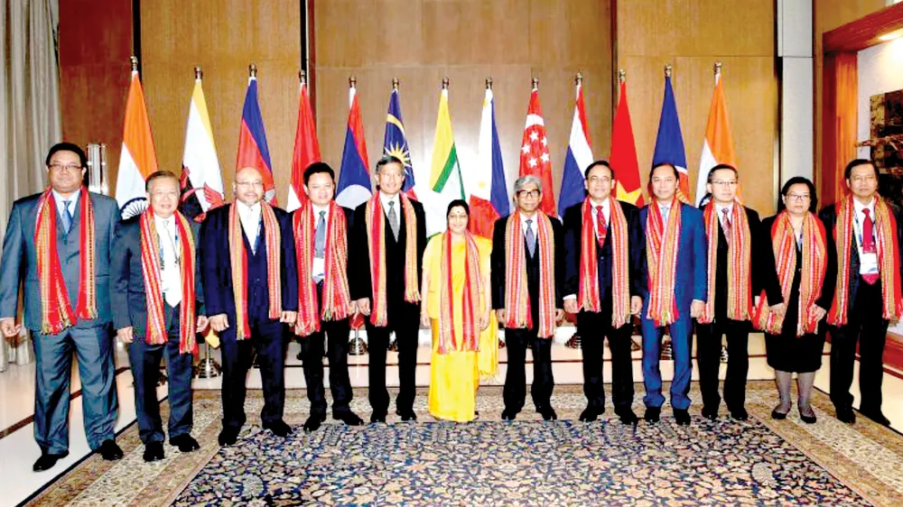 Các quan chức cấp thứ trưởng ngoại giao Ấn Độ và ASEAN tham dự Đối thoại Delhi lần thứ 10