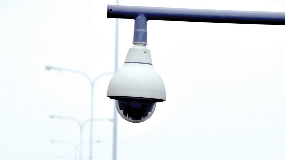 Camera giám sát giao thông trên các tuyến đường tại TPHCM. Ảnh: THÀNH TRÍ