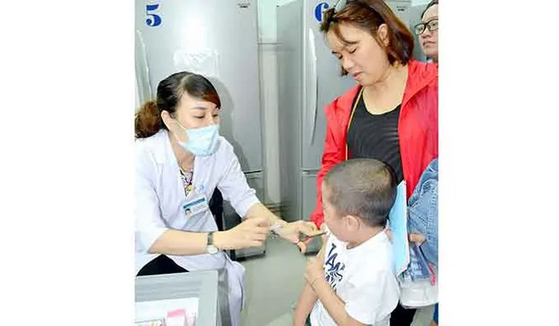 Mời giao lưu trực tuyến: Phòng chống hiệu quả các bệnh giao mùa