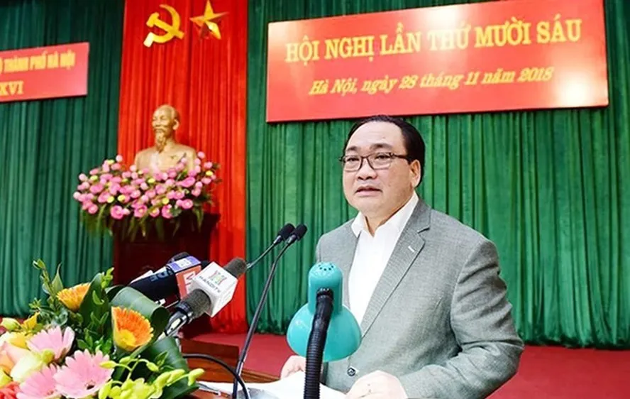 Bí thư Thành ủy Hà Nội Hoàng Trung Hải phát biểu bế mạc Hội nghị lần thứ 16 Ban Chấp hành Đảng bộ TP Hà Nội ngày 28-11. Ảnh: ANTĐ