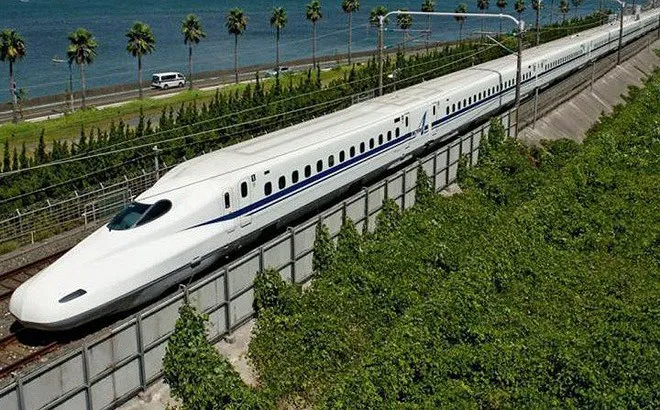 Đường sắt tốc độ cao Hà Nội - TPHCM chỉ mất hơn 5 giờ