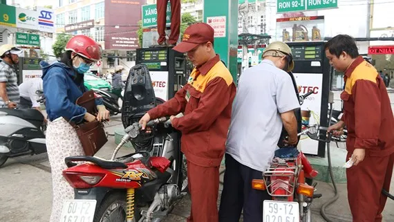Giữ ổn định giá xăng dầu