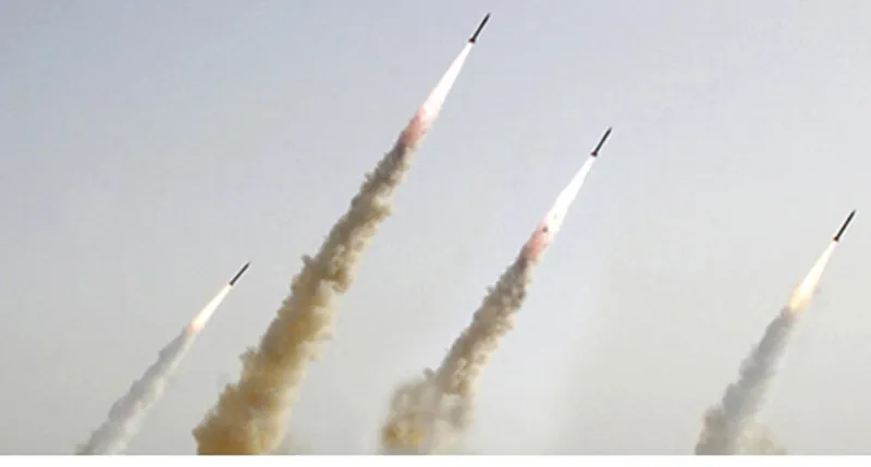 Iran ra mắt tên lửa hành trình mới