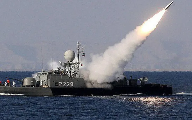 Iran tập trận quy mô lớn ở vùng Vịnh