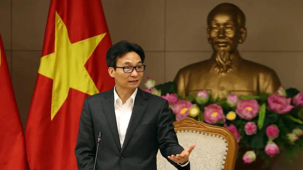 Phó Thủ tướng Vũ Đức Đam phát biểu tại cuộc họp. Ảnh: VGP/Đình Nam