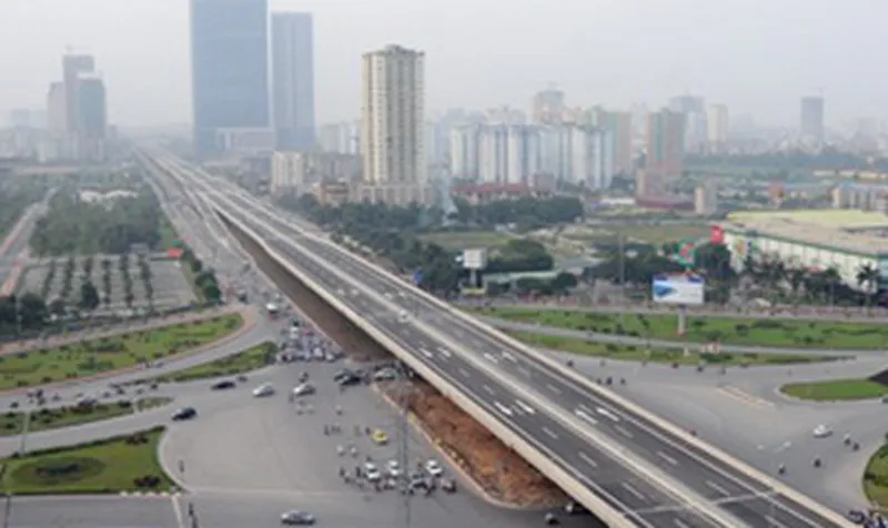 Hà Nội tăng cường tuần tra kiểm soát trên tuyến đường vành đai 3
