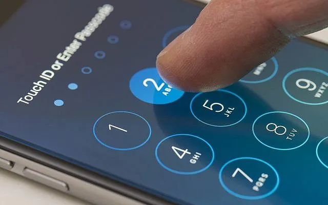 Công nghệ xâm nhập iPhone