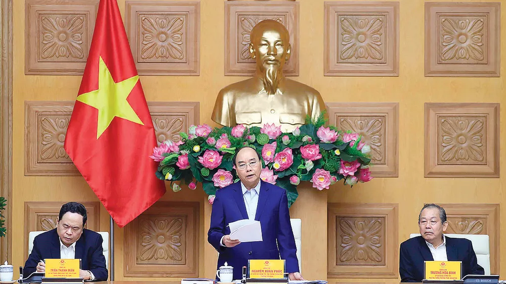 Thủ tướng Nguyễn Xuân Phúc, Trưởng Tiểu ban Kinh tế - xã hội phát biểu tại phiên họp lần thứ 6 của Tiểu ban. Ảnh: TTXVN
